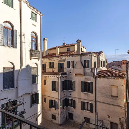 San Polo Design Apartments By Wonderful Italy-2